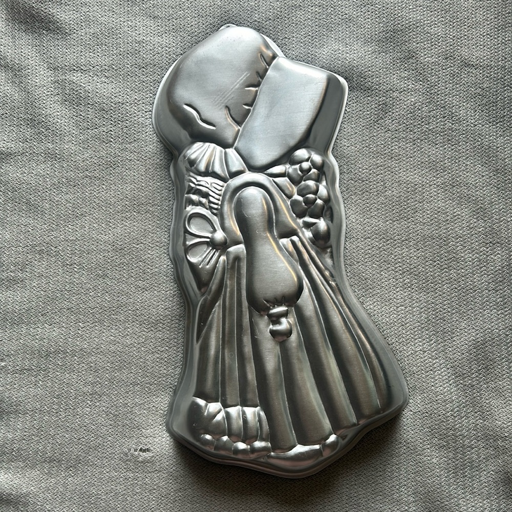 Vintage Holly Hobbie Cake Pan